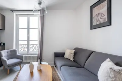 Coin salon dans l'établissement Havre de Luxe au Pied de Montmartre