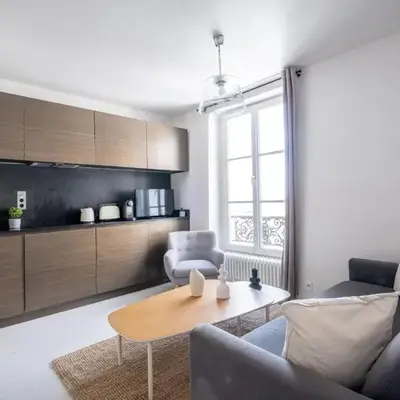 Havre de Luxe au Pied de Montmartre