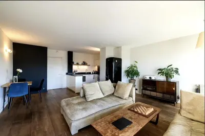 Coin salon dans l'établissement Amazing view, beautiful flat, swimming pools, secure parking
