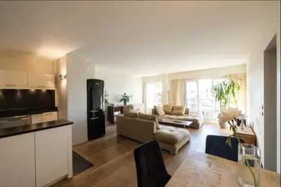 Cuisine ou kitchenette dans l'établissement Amazing view, beautiful flat, swimming pools, secure parking