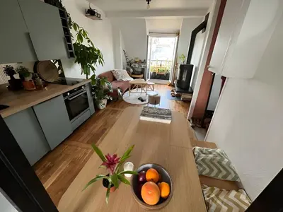 Cuisine ou kitchenette dans l'établissement Superbe Loft avec Vue Incroyable sur Montmartre