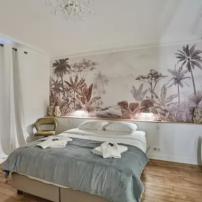 Apartment Eiffel Tower Trocadero by Studio Prestige