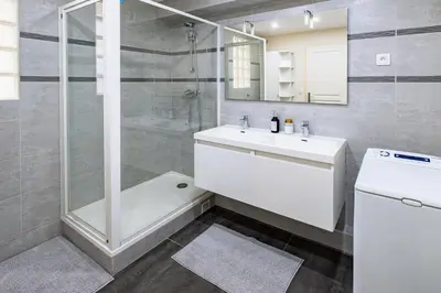 Salle de bains dans l'établissement Appartement Moderne Notre-Dame de Paris
