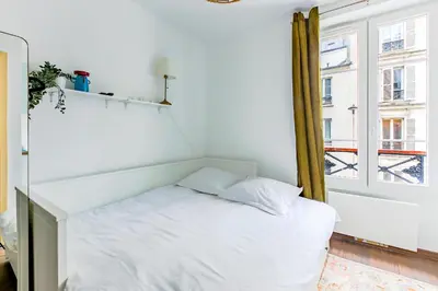 Un ou plusieurs lits dans un hébergement de l'établissement Studio refait à neuf 2 pers Bastille - Oberkampf