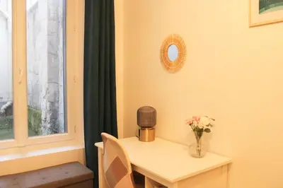 Plan de l'établissement Charming 4p apartment in the heart of the 18th