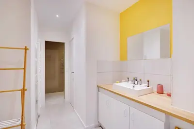 Salle de bains dans l'établissement Loft moderne et chic 130 m2- Ménilmontant