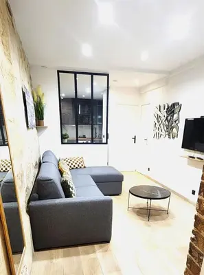 Télévision ou salle de divertissement dans l'établissement Marais Chatelet - Design & Trendy - 2 suites - 6pax