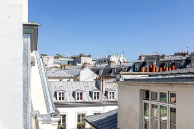 Vue générale sur Paris ou vue de la ville depuis l'appart'hôtel