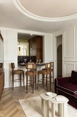 Coin salon dans l'établissement Sublim apartment with AC next to Arc de Triomphe
