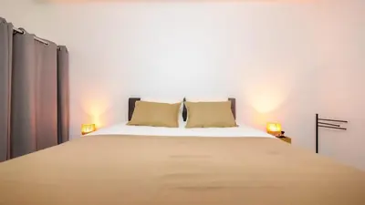Un ou plusieurs lits dans un hébergement de l'établissement Charming apartment in Levallois
