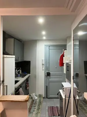 Télévision ou salle de divertissement dans l'établissement F2 montmartre paris 18