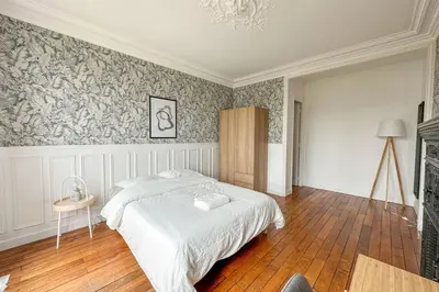 Un ou plusieurs lits dans un hébergement de l'établissement Flexliving - private bedroom - Balard
