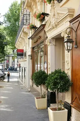 Quartier de l'hôtel ou autre quartier proche