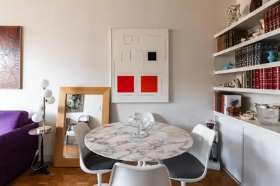 Coin salon dans l'établissement Cyril - Appt au coeur du 15eme arrondissement
