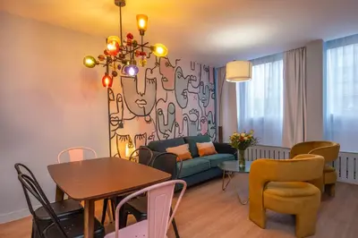 Coin salon dans l'établissement West Paris Suite