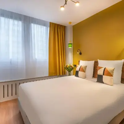 West Paris Suite