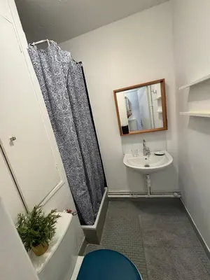Salle de bains dans l'établissement Studio Paris 20e