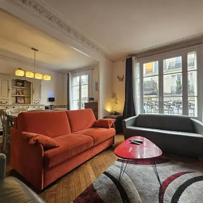 Montmartre beautiful 67 m2 Apartment with Gym & Balcony