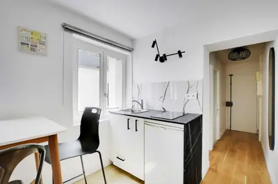 Cuisine ou kitchenette dans l'établissement Résidence Antoine - 2P ou 4P -Bastille