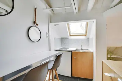 Cuisine ou kitchenette dans l'établissement Résidence Antoine - 2P ou 4P -Bastille