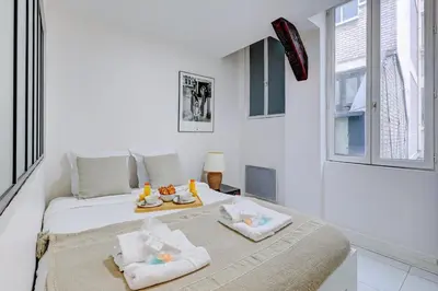 Un ou plusieurs lits dans un hébergement de l'établissement Bluestay 224 - Superb apartment in Paris