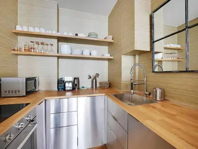 Cuisine ou kitchenette dans l'établissement Stunning apartment - 1BR-4P- Jardin du Luxembourg