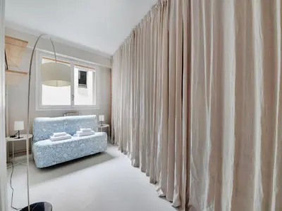 Un ou plusieurs lits dans un hébergement de l'établissement Super flat near Grands Boulevards - Mobility lease