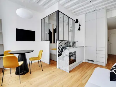 Cuisine ou kitchenette dans l'établissement Cosy appt - Sentier Les Halles - Mobility lease