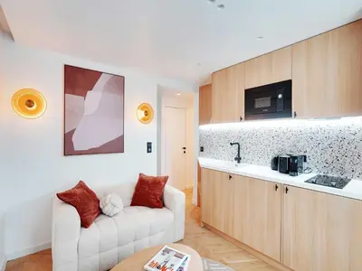 Cuisine ou kitchenette dans l'établissement Modern apt with balcony - 1BR 2P - Saint Lazare