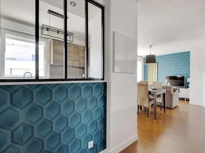 Télévision ou salle de divertissement dans l'établissement Super flat with balcony 2P 1 BDR - Levallois