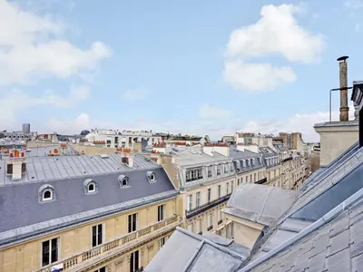 Vue générale sur Paris ou vue de la ville depuis l'appartement