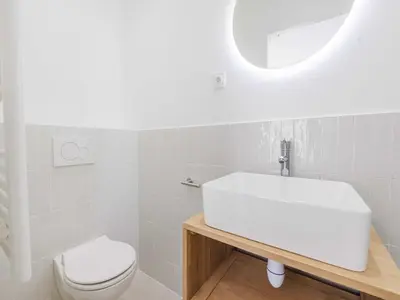 Salle de bains dans l'établissement Spacious apartment 3BDR 6P - Neuilly sur Seine