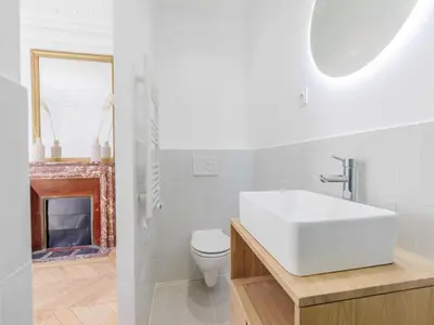 Salle de bains dans l'établissement Spacious apartment 3BDR 6P - Neuilly sur Seine