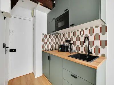 Cuisine ou kitchenette dans l'établissement Cosy studio - 2P - Passy Tour Eiffel