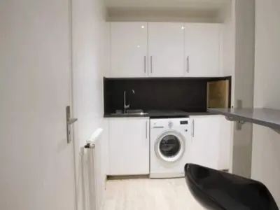 Cuisine ou kitchenette dans l'établissement Super apartment 2P Av Foch - Dauphine - MOBILITY LEASE