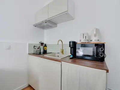 Cuisine ou kitchenette dans l'établissement Studio COSY - 2P - Saint-Augustin