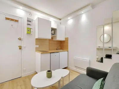 Cuisine ou kitchenette dans l'établissement Perfect appt cosy 2P 1 BDR - TERNES NIEL