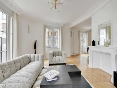Coin salon dans l'établissement Exceptional apartment - 3BD 6P - Trocadéro