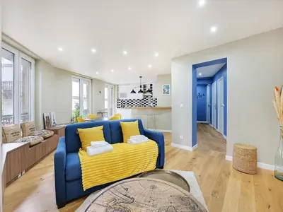 Coin salon dans l'établissement Superb apartment 2BDR 5P Père Lachaise Tenon
