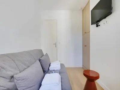 Télévision ou salle de divertissement dans l'établissement Studio Cosy - 2P - 16th arr - AUTEUIL MOLITOR