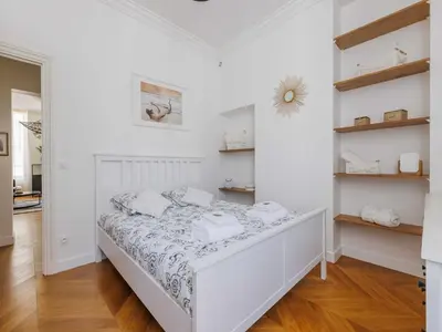 Un ou plusieurs lits dans un hébergement de l'établissement Charming apartment 2 BDR 4P - Marais