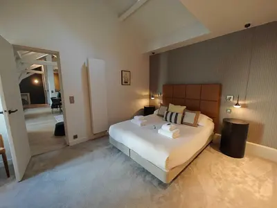 Un ou plusieurs lits dans un hébergement de l'établissement Beautiful apt in the heart of PARIS - Mobility lease
