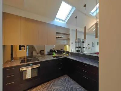 Cuisine ou kitchenette dans l'établissement Beautiful apt in the heart of PARIS - Mobility lease