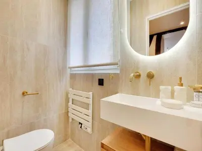 Salle de bains dans l'établissement Charming studio - 16 arrd - Mobility lease