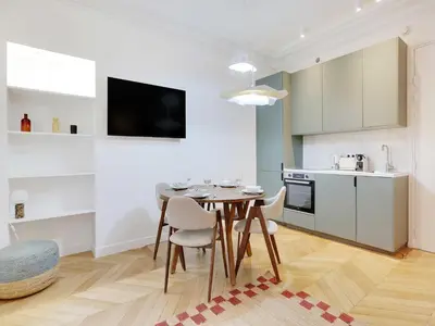 Cuisine ou kitchenette dans l'établissement Superb apartment 1BDR 2P - Mairie de Neuilly