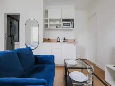 Cuisine ou kitchenette dans l'établissement Modern studio - 2P- Neuilly-sur-Seine