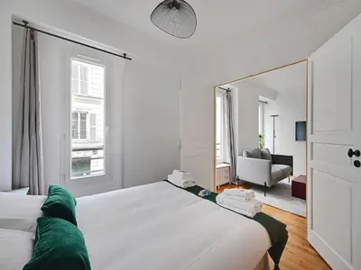 Un ou plusieurs lits dans un hébergement de l'établissement Charming flat - 1 BDR 2P Ternes - 17e