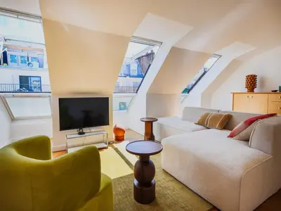 Télévision ou salle de divertissement dans l'établissement Intimate flat - 2P- Sentier