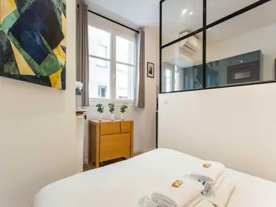 Un ou plusieurs lits dans un hébergement de l'établissement Superb appt 1BDR 4P - Porte Maillot Ternes