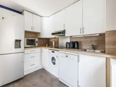 Cuisine ou kitchenette dans l'établissement Charming apartment - 1BDR 2P - Denfert-Rochereau